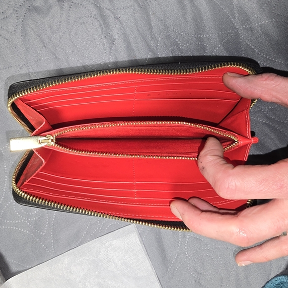 COA Christian Louboutin‎ Long  Leather Wallet. Black W/ Gold Studs EUC - Picture 9 of 11